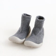 Load image into Gallery viewer, Children&#39;s footwear with soft soles, indoor shoes, outdoor shoes, rubber soles, toddlers, and thicker woolen socks Z7