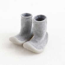 Load image into Gallery viewer, Children&#39;s footwear with soft soles, indoor shoes, outdoor shoes, rubber soles, toddlers, and thicker woolen socks Z7