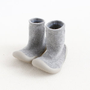 Children's footwear with soft soles, indoor shoes, outdoor shoes, rubber soles, toddlers, and thicker woolen socks Z7