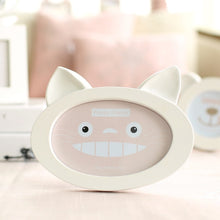 Load image into Gallery viewer, Miz Home Anna Series Cat Face Photo Frame Cute Smile Animal Face Resin Wooden for Baby Kid Picture Frames Desktop Frame ANN01001